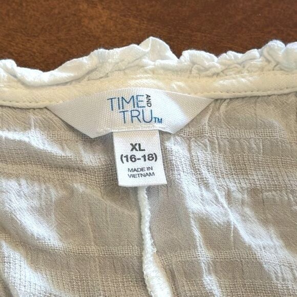 Time And Tru XL 16-18 Womens Peplum Top Winter White 100% Rayon Lightweight Boho - Picture 2 of 7